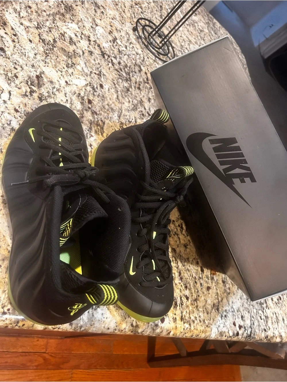 AIR FOAMPOSITE ONE Nike Men’s  Black with Neon Green Accent Athletic Sneakers